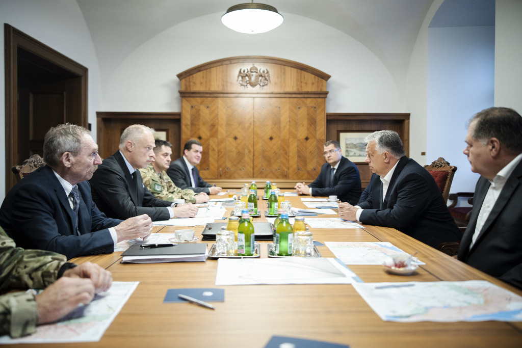 Viktor Orbn: For us, the security of Hungary comes first, the Defense Council met at dawn