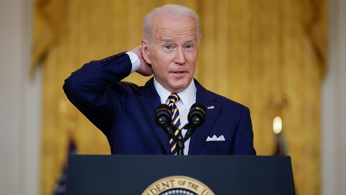 농담이 아닙니다. Joe Biden이 태양을 차단하여 너무 덥지 않을 것입니다.