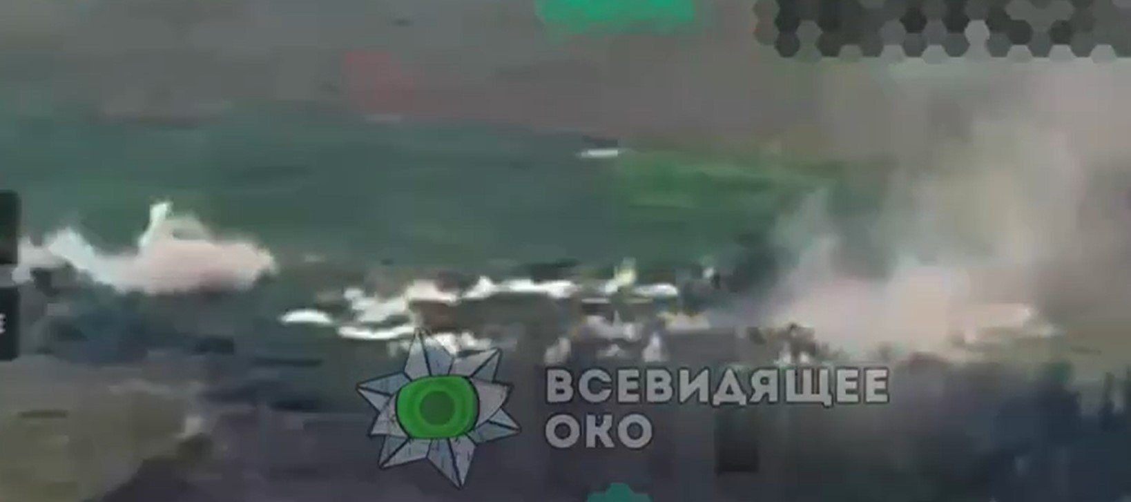 미국 클러스터 폭탄을 배치하는 우크라이나 인의 첫 번째 영상