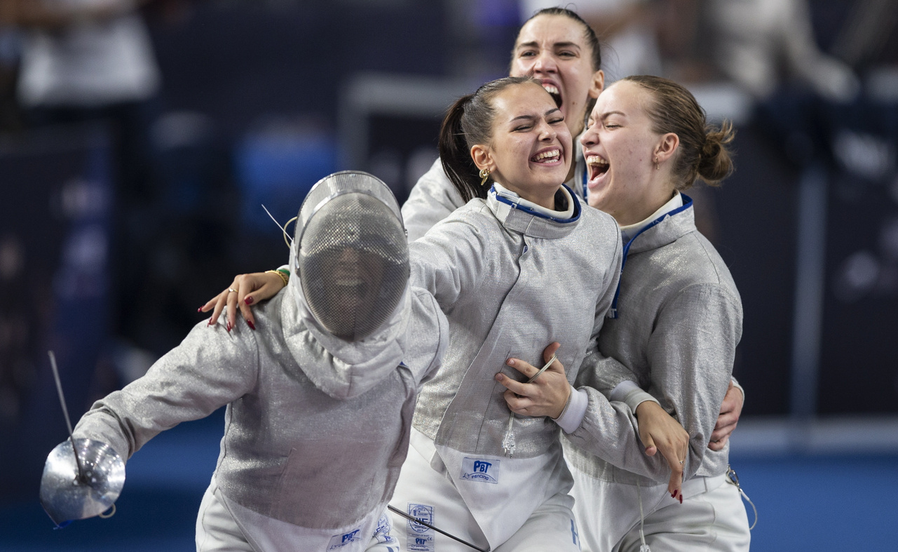 ऐतिहासिक सफलता: हंगेरियन महिला तलवार टीम विश्व चैंपियन है!