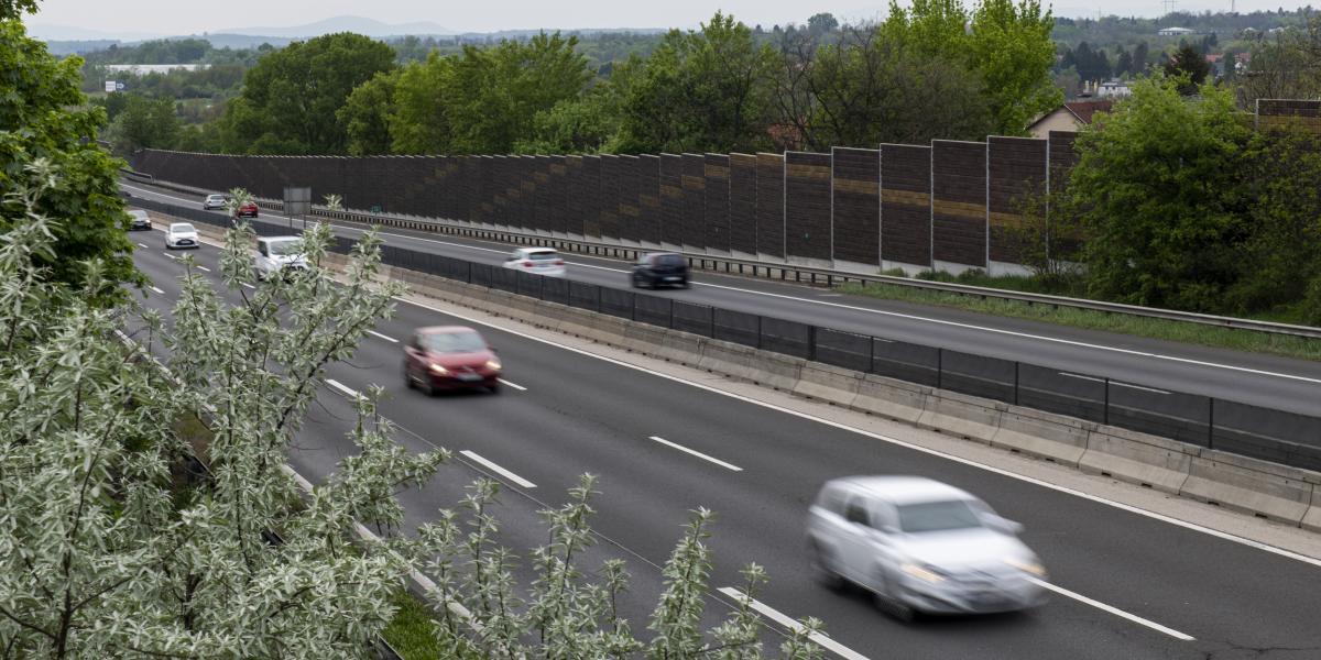 La CE sta indagando sul fatto che le autostrade ungheresi sono state cedute a Lőrinc Mészáros, László Szíjj e ai loro associati per 35 anni La CE sta indagando sul fatto che le autostrade ungheresi sono state cedute a Lőrinc Mészáros, László Szíjj e ai loro associati per 35 anni
