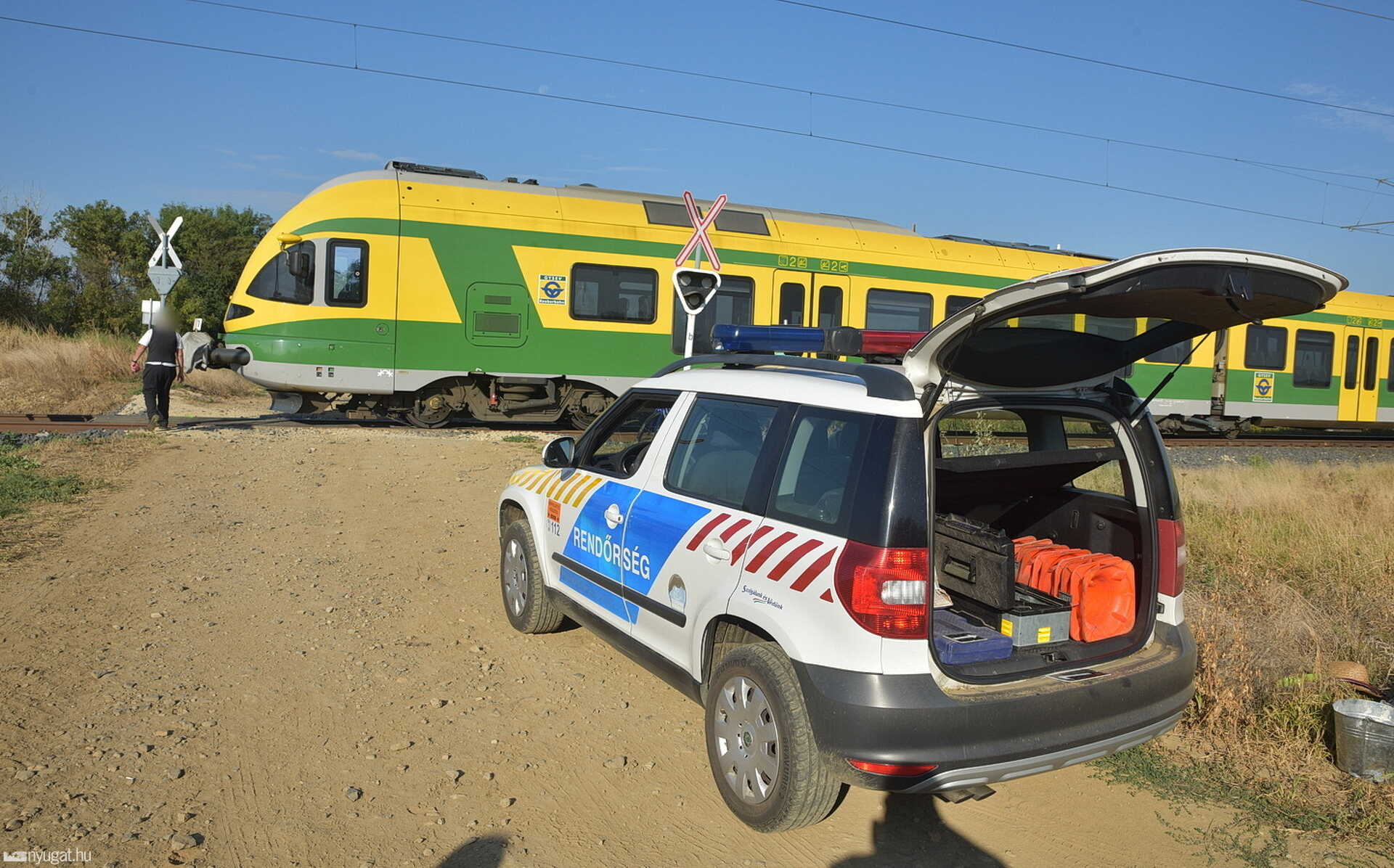 Incidente ferroviario a Sorkikapolna: ha camminato tra i binari e ha affrontato la locomotiva, quindi ha aspettato la morte