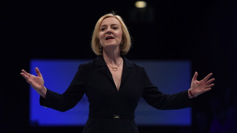 Liz Truss siap untuk mendorong pelatuk pada nuklir