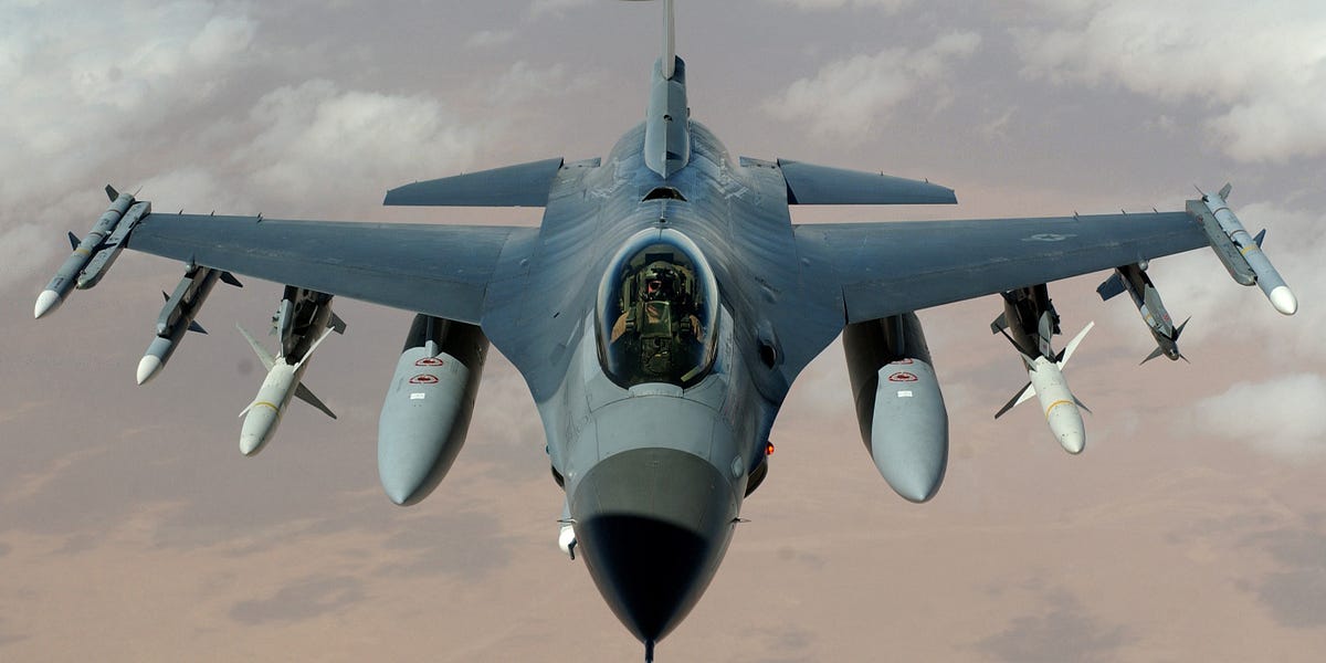 Inaprubahan ng Estados Unidos ang paghahatid ng mga F-16 sa Ukraine
