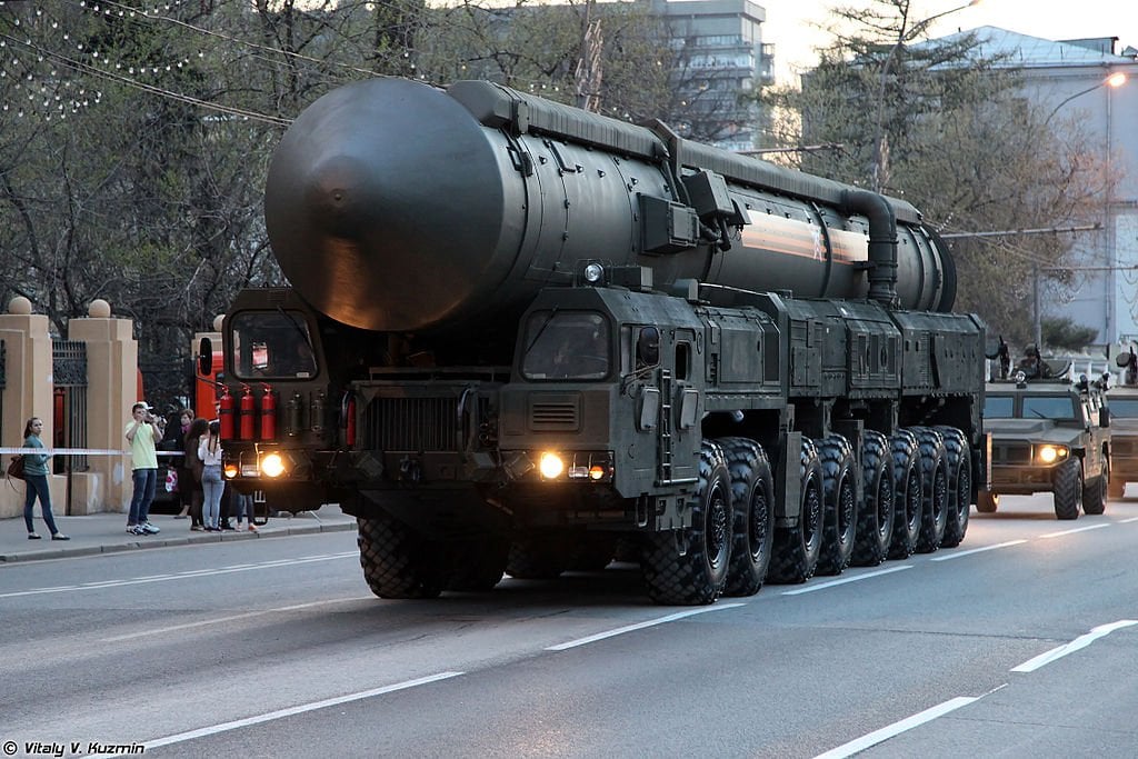 Kinatawan ng Russia: bilang tugon, mag-install ng mga sandatang nukleyar ng Russia malapit sa hangganan ng Amerika