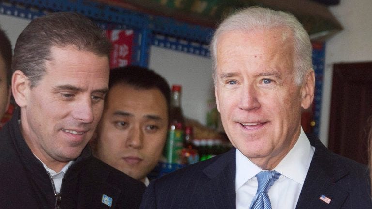 Joe Biden และ Hunter ลูกชายของเขาได้รับเงินหลายล้านดอลลาร์จากหัวหน้าของ Burisma เพื่อไล่อัยการสูงสุดของยูเครน