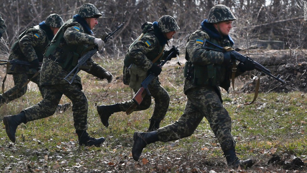 Binlerce kaan asker, Ukrayna sınır muhafızları tarafından yakalandı